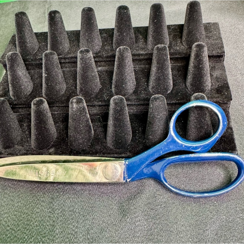 Vintage circa 1950s/60s WISS authentic made in US Sewing Shears  7